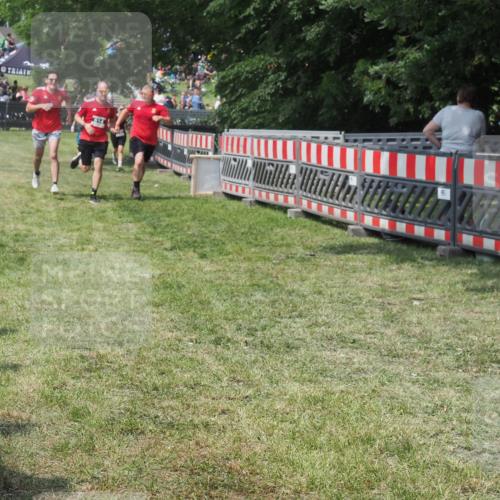 21.06.2025 - 27. Vierlanden-Triathlon KatJ http://msf.ph/oto/8038341 15.06.2025 11:32:35 Schwimmen  meine-sportfotos.de