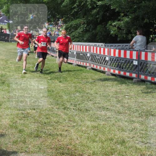 21.06.2025 - 27. Vierlanden-Triathlon KatJ http://msf.ph/oto/8038349 15.06.2025 11:32:36 Schwimmen  meine-sportfotos.de