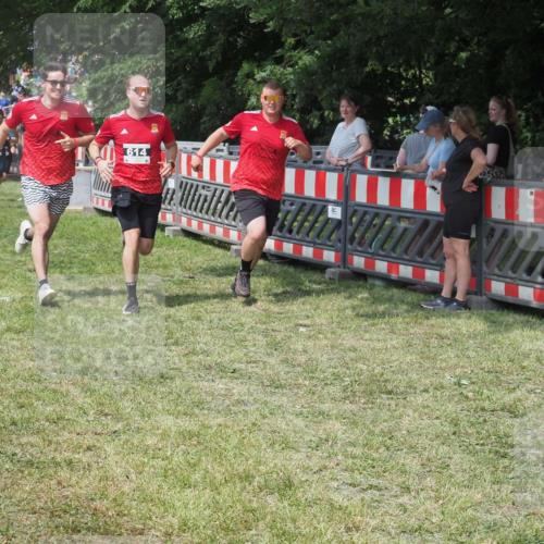 21.06.2025 - 27. Vierlanden-Triathlon KatJ http://msf.ph/oto/8038381 15.06.2025 11:32:37 Schwimmen  meine-sportfotos.de