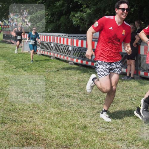 21.06.2025 - 27. Vierlanden-Triathlon KatJ http://msf.ph/oto/8038401 15.06.2025 11:32:38 Schwimmen  meine-sportfotos.de