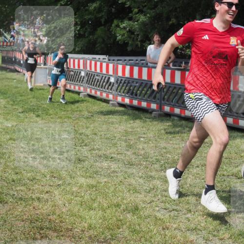 21.06.2025 - 27. Vierlanden-Triathlon KatJ http://msf.ph/oto/8038406 15.06.2025 11:32:39 Schwimmen  meine-sportfotos.de