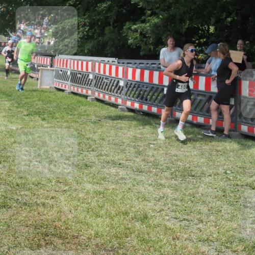 21.06.2025 - 27. Vierlanden-Triathlon KatJ http://msf.ph/oto/8038471 15.06.2025 11:32:41 Schwimmen  meine-sportfotos.de