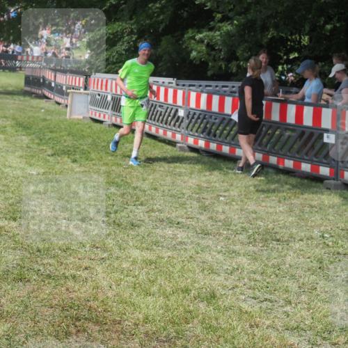 21.06.2025 - 27. Vierlanden-Triathlon KatJ http://msf.ph/oto/8038487 15.06.2025 11:32:43 Schwimmen  meine-sportfotos.de