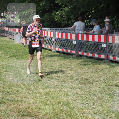 21.06.2025 - 27. Vierlanden-Triathlon KatJ http://msf.ph/oto/8038531 15.06.2025 11:32:51 Schwimmen  meine-sportfotos.de