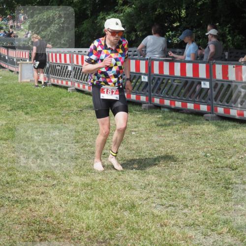 21.06.2025 - 27. Vierlanden-Triathlon KatJ http://msf.ph/oto/8038552 15.06.2025 11:32:52 Schwimmen  meine-sportfotos.de