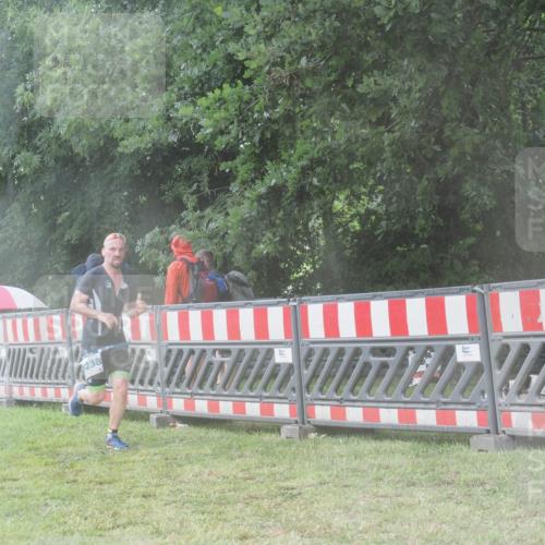 21.06.2025 - 27. Vierlanden-Triathlon KatJ http://msf.ph/oto/8038581 15.06.2025 14:21:28 Ziel 1205, 1238, 1291 meine-sportfotos.de
