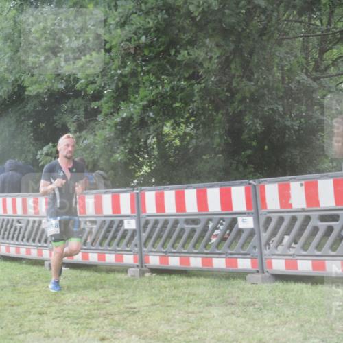 21.06.2025 - 27. Vierlanden-Triathlon KatJ http://msf.ph/oto/8038593 15.06.2025 14:21:28 Ziel 1205, 1238, 1291 meine-sportfotos.de