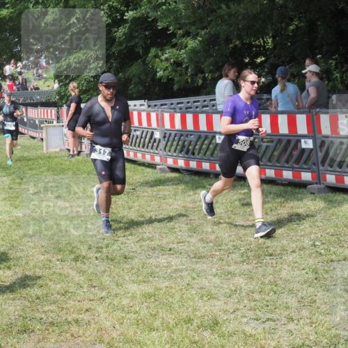21.06.2025 - 27. Vierlanden-Triathlon KatJ http://msf.ph/oto/8038620 15.06.2025 11:33:10 Schwimmen  meine-sportfotos.de
