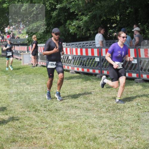 21.06.2025 - 27. Vierlanden-Triathlon KatJ http://msf.ph/oto/8038623 15.06.2025 11:33:11 Schwimmen  meine-sportfotos.de