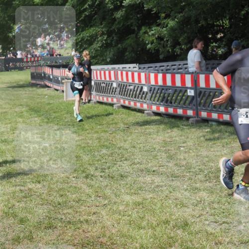 21.06.2025 - 27. Vierlanden-Triathlon KatJ http://msf.ph/oto/8038629 15.06.2025 11:33:12 Schwimmen  meine-sportfotos.de