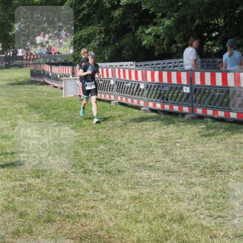 21.06.2025 - 27. Vierlanden-Triathlon KatJ http://msf.ph/oto/8038640 15.06.2025 11:33:12 Schwimmen  meine-sportfotos.de
