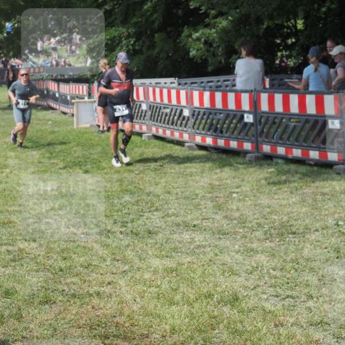 21.06.2025 - 27. Vierlanden-Triathlon KatJ http://msf.ph/oto/8038678 15.06.2025 11:33:26 Schwimmen  meine-sportfotos.de