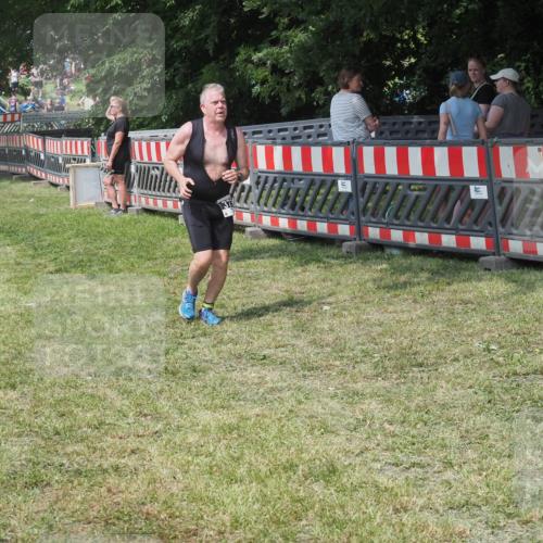 21.06.2025 - 27. Vierlanden-Triathlon KatJ http://msf.ph/oto/8038726 15.06.2025 11:33:37 Schwimmen  meine-sportfotos.de