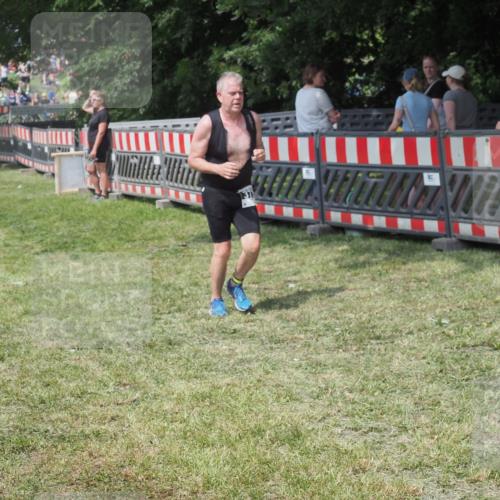 21.06.2025 - 27. Vierlanden-Triathlon KatJ http://msf.ph/oto/8038740 15.06.2025 11:33:37 Schwimmen  meine-sportfotos.de