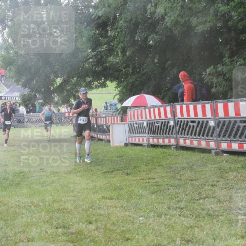 21.06.2025 - 27. Vierlanden-Triathlon KatJ http://msf.ph/oto/8038823 15.06.2025 14:21:59 Ziel 1201, 1215, 1263, 1315 meine-sportfotos.de