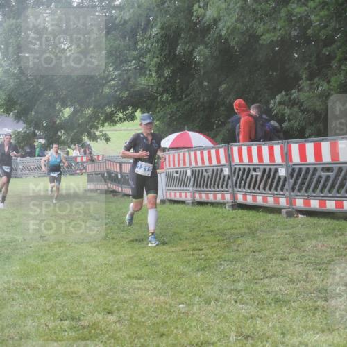 21.06.2025 - 27. Vierlanden-Triathlon KatJ http://msf.ph/oto/8038831 15.06.2025 14:22:00 Ziel 1201, 1215, 1263, 1315 meine-sportfotos.de