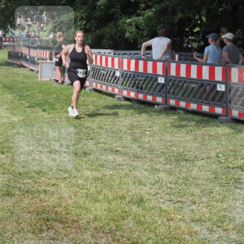 21.06.2025 - 27. Vierlanden-Triathlon KatJ http://msf.ph/oto/8038865 15.06.2025 11:34:05 Schwimmen  meine-sportfotos.de