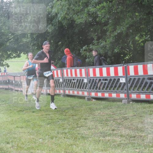 21.06.2025 - 27. Vierlanden-Triathlon KatJ http://msf.ph/oto/8038879 15.06.2025 14:22:02 Ziel 1201, 1215, 1263, 1315 meine-sportfotos.de