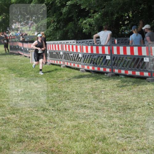 21.06.2025 - 27. Vierlanden-Triathlon KatJ http://msf.ph/oto/8038880 15.06.2025 11:34:25 Schwimmen  meine-sportfotos.de