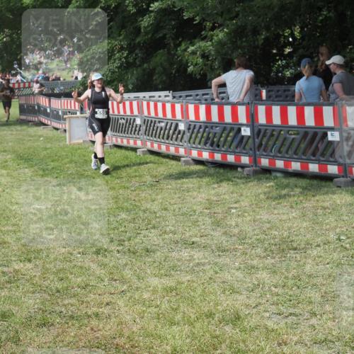 21.06.2025 - 27. Vierlanden-Triathlon KatJ http://msf.ph/oto/8038891 15.06.2025 11:34:25 Schwimmen  meine-sportfotos.de