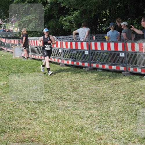 21.06.2025 - 27. Vierlanden-Triathlon KatJ http://msf.ph/oto/8038903 15.06.2025 11:34:26 Schwimmen  meine-sportfotos.de
