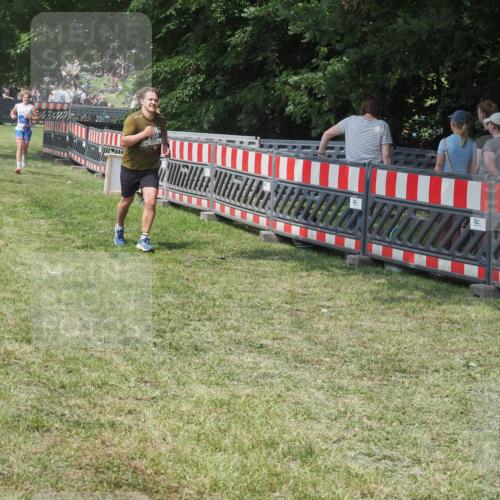 21.06.2025 - 27. Vierlanden-Triathlon KatJ http://msf.ph/oto/8038931 15.06.2025 11:34:33 Schwimmen  meine-sportfotos.de