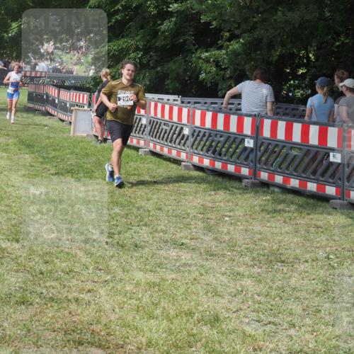 21.06.2025 - 27. Vierlanden-Triathlon KatJ http://msf.ph/oto/8038945 15.06.2025 11:34:33 Schwimmen  meine-sportfotos.de
