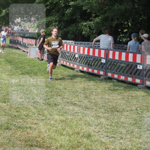 21.06.2025 - 27. Vierlanden-Triathlon KatJ http://msf.ph/oto/8038950 15.06.2025 11:34:33 Schwimmen  meine-sportfotos.de