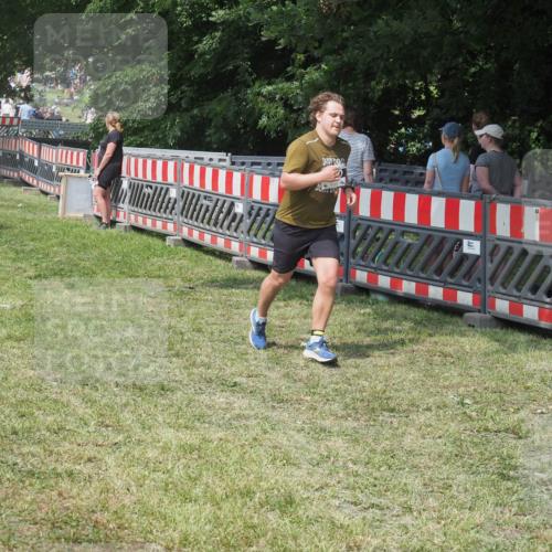 21.06.2025 - 27. Vierlanden-Triathlon KatJ http://msf.ph/oto/8038968 15.06.2025 11:34:34 Schwimmen  meine-sportfotos.de