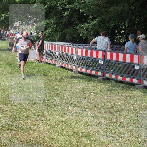 21.06.2025 - 27. Vierlanden-Triathlon KatJ http://msf.ph/oto/8038972 15.06.2025 11:34:35 Schwimmen  meine-sportfotos.de