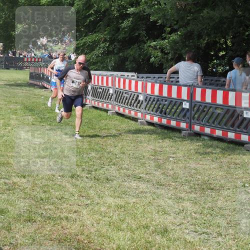 21.06.2025 - 27. Vierlanden-Triathlon KatJ http://msf.ph/oto/8038984 15.06.2025 11:34:36 Schwimmen 893 meine-sportfotos.de