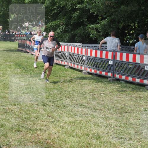 21.06.2025 - 27. Vierlanden-Triathlon KatJ http://msf.ph/oto/8038988 15.06.2025 11:34:36 Schwimmen 893 meine-sportfotos.de