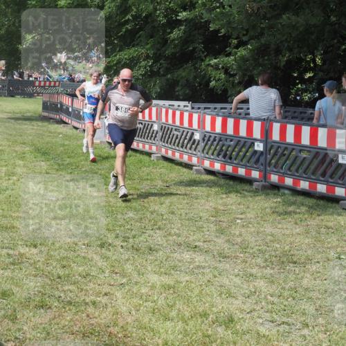 21.06.2025 - 27. Vierlanden-Triathlon KatJ http://msf.ph/oto/8038994 15.06.2025 11:34:36 Schwimmen 893 meine-sportfotos.de