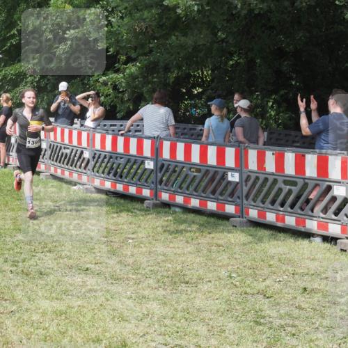 21.06.2025 - 27. Vierlanden-Triathlon KatJ http://msf.ph/oto/8039109 15.06.2025 11:34:58 Schwimmen  meine-sportfotos.de