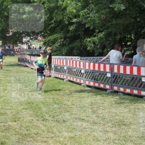 21.06.2025 - 27. Vierlanden-Triathlon KatJ http://msf.ph/oto/8039164 15.06.2025 11:35:18 Schwimmen  meine-sportfotos.de