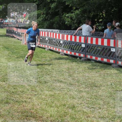 21.06.2025 - 27. Vierlanden-Triathlon KatJ http://msf.ph/oto/8039197 15.06.2025 11:35:24 Schwimmen  meine-sportfotos.de