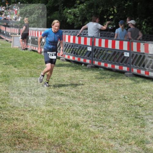 21.06.2025 - 27. Vierlanden-Triathlon KatJ http://msf.ph/oto/8039216 15.06.2025 11:35:24 Schwimmen  meine-sportfotos.de