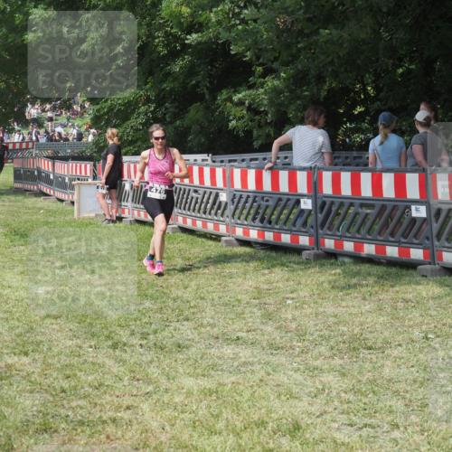 21.06.2025 - 27. Vierlanden-Triathlon KatJ http://msf.ph/oto/8039293 15.06.2025 11:35:40 Schwimmen  meine-sportfotos.de
