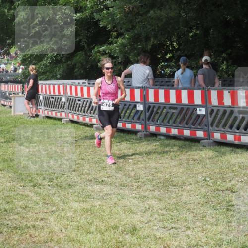21.06.2025 - 27. Vierlanden-Triathlon KatJ http://msf.ph/oto/8039307 15.06.2025 11:35:41 Schwimmen  meine-sportfotos.de