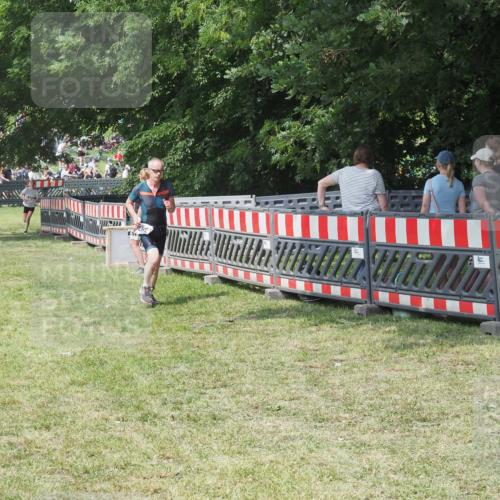 21.06.2025 - 27. Vierlanden-Triathlon KatJ http://msf.ph/oto/8039320 15.06.2025 11:35:48 Schwimmen  meine-sportfotos.de