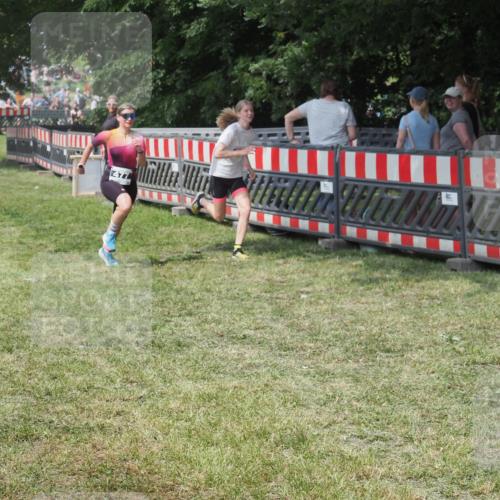 21.06.2025 - 27. Vierlanden-Triathlon KatJ http://msf.ph/oto/8039372 15.06.2025 11:35:54 Schwimmen  meine-sportfotos.de