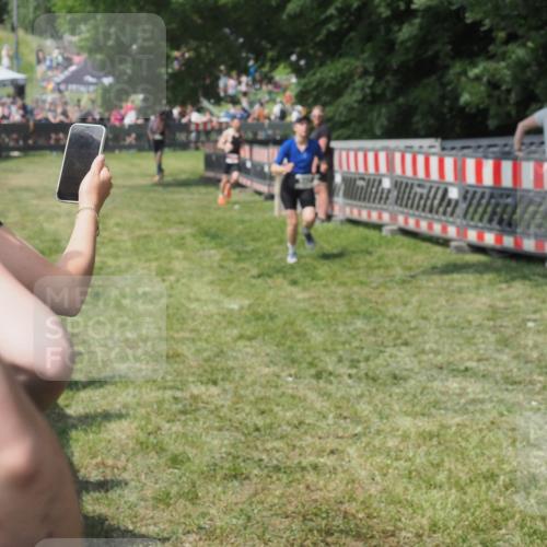 21.06.2025 - 27. Vierlanden-Triathlon KatJ http://msf.ph/oto/8039421 15.06.2025 11:35:59 Schwimmen  meine-sportfotos.de