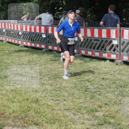 21.06.2025 - 27. Vierlanden-Triathlon KatJ http://msf.ph/oto/8039479 15.06.2025 11:36:01 Schwimmen  meine-sportfotos.de