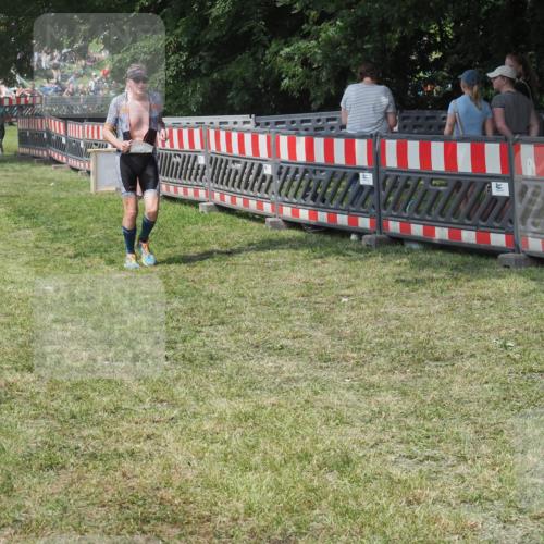 21.06.2025 - 27. Vierlanden-Triathlon KatJ http://msf.ph/oto/8039488 15.06.2025 11:36:08 Schwimmen  meine-sportfotos.de