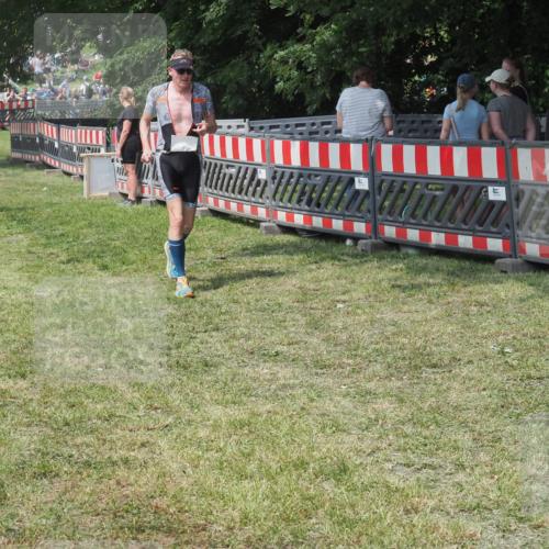 21.06.2025 - 27. Vierlanden-Triathlon KatJ http://msf.ph/oto/8039510 15.06.2025 11:36:09 Schwimmen  meine-sportfotos.de