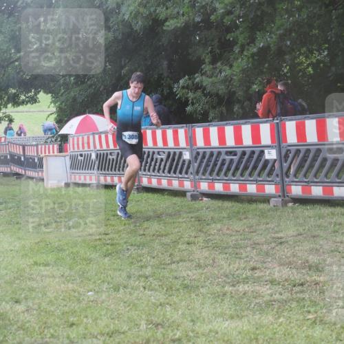 21.06.2025 - 27. Vierlanden-Triathlon KatJ http://msf.ph/oto/8039542 15.06.2025 14:23:34 Ziel 1247, 1308 meine-sportfotos.de
