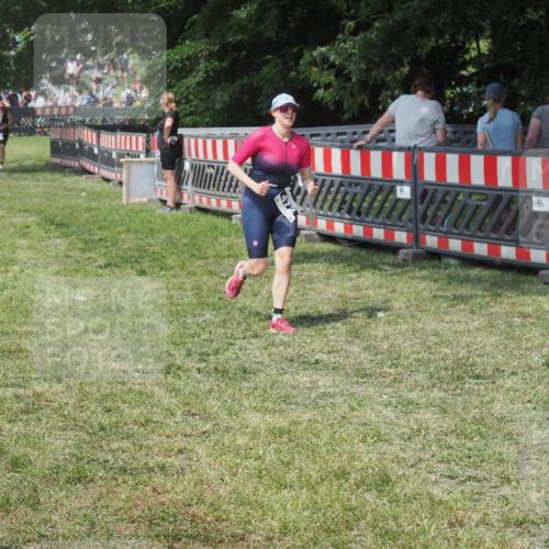 21.06.2025 - 27. Vierlanden-Triathlon KatJ http://msf.ph/oto/8039571 15.06.2025 11:36:22 Schwimmen  meine-sportfotos.de