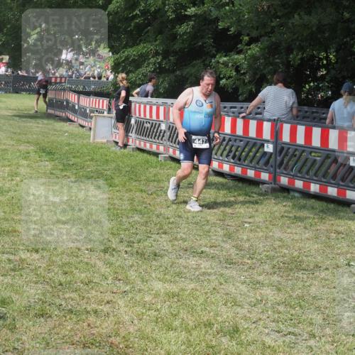 21.06.2025 - 27. Vierlanden-Triathlon KatJ http://msf.ph/oto/8039644 15.06.2025 11:36:39 Schwimmen  meine-sportfotos.de