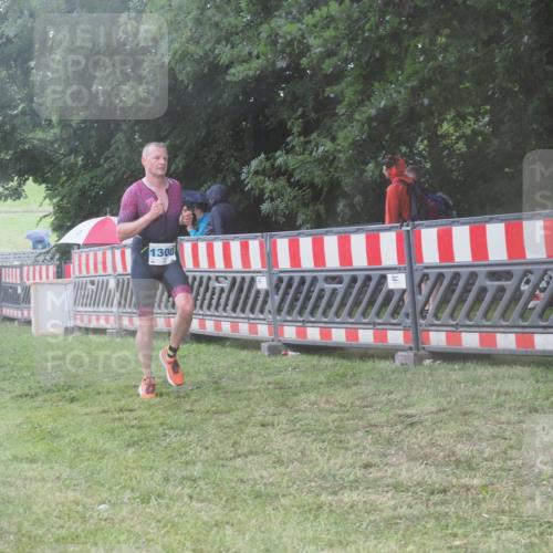 21.06.2025 - 27. Vierlanden-Triathlon KatJ http://msf.ph/oto/8039682 15.06.2025 14:23:52 Ziel 1267, 1300 meine-sportfotos.de