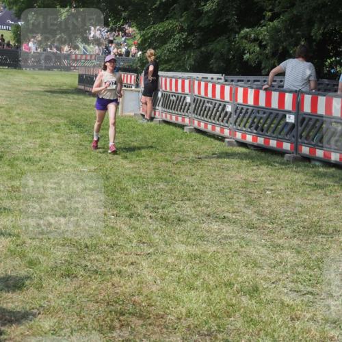 21.06.2025 - 27. Vierlanden-Triathlon KatJ http://msf.ph/oto/8039750 15.06.2025 11:37:01 Schwimmen  meine-sportfotos.de
